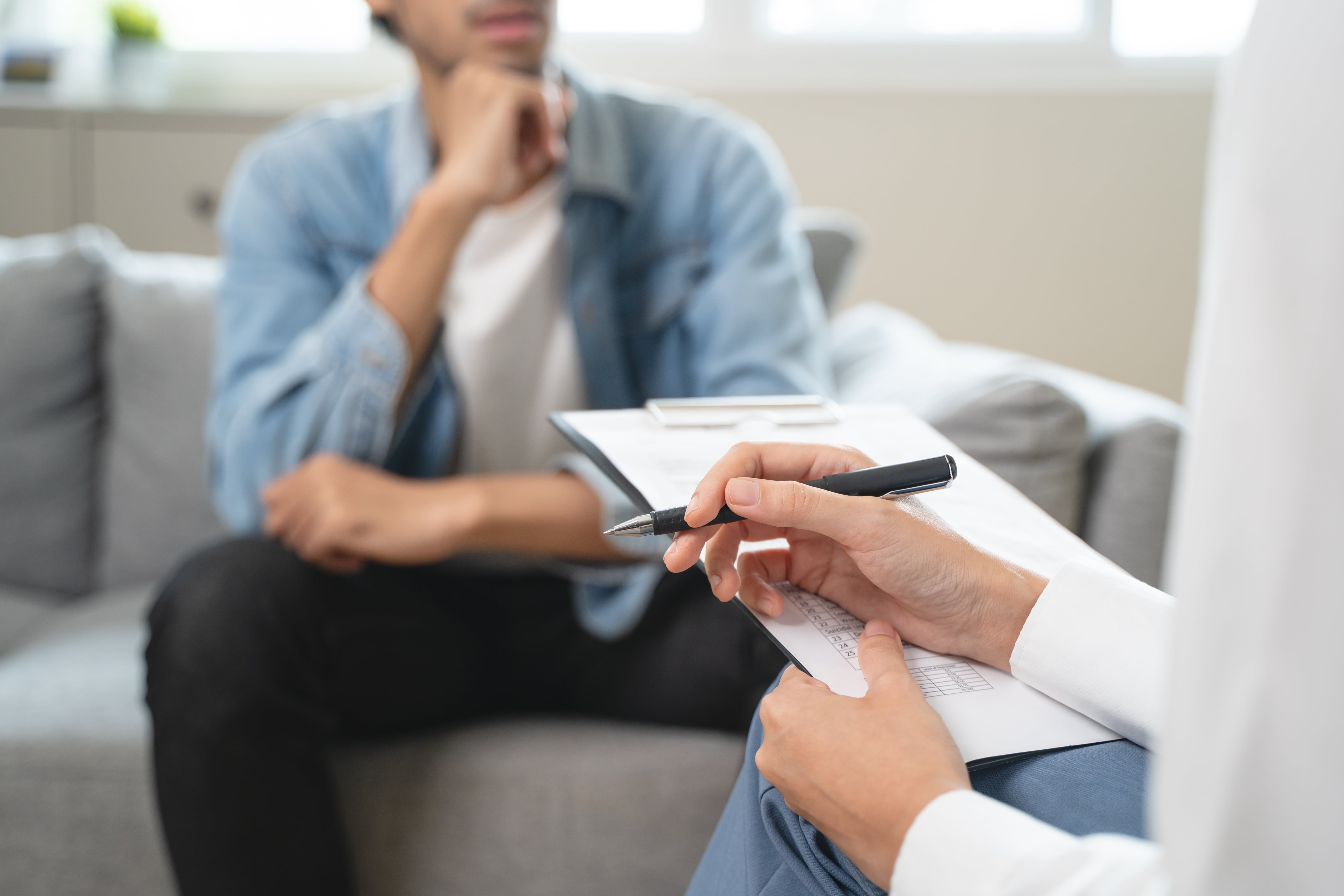 Understanding the risks and keeping yourself safe when purchasing Xanax and alprazolam online in the UK