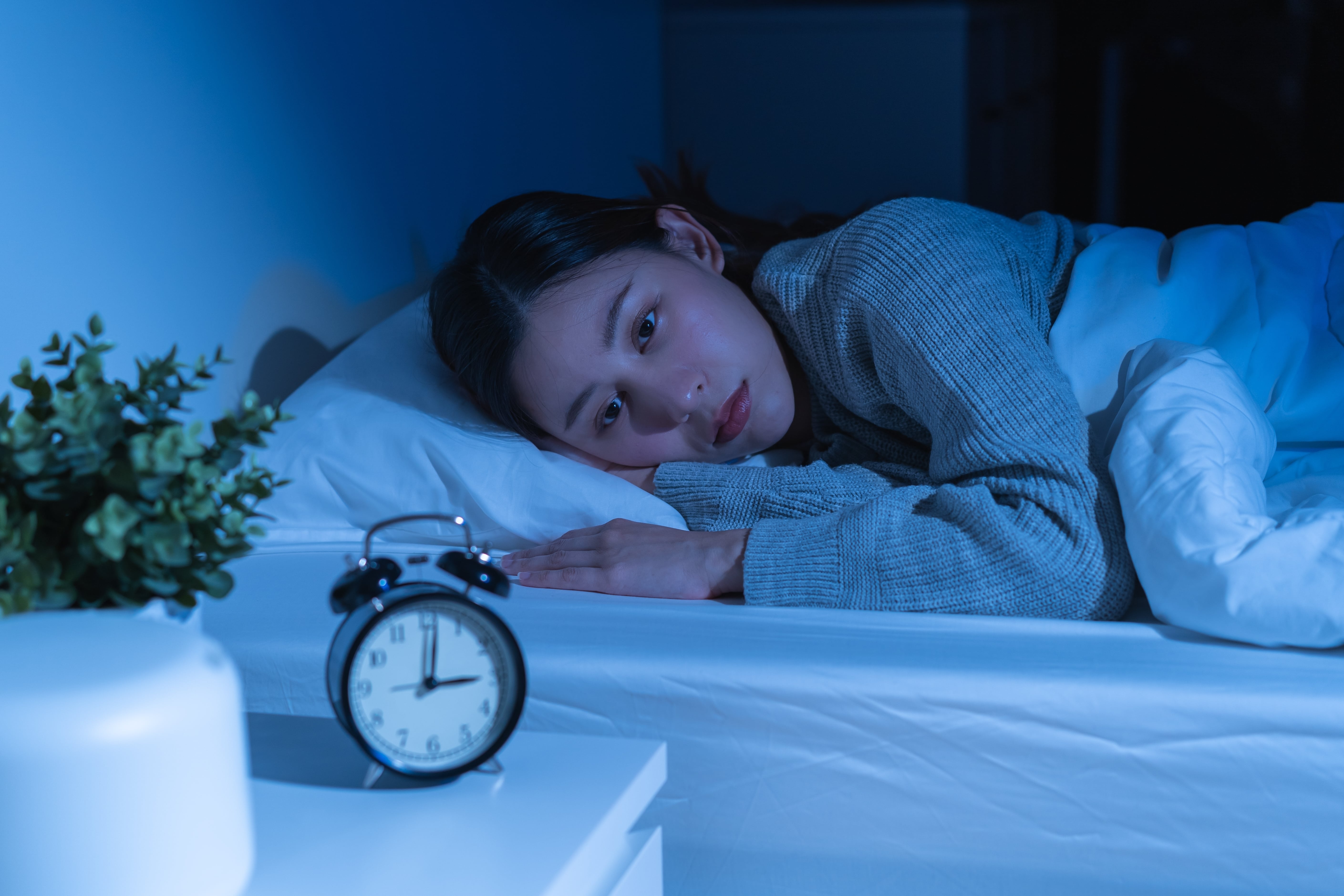 Ambien Side Effects: Adverse Effects and Withdrawal Symptoms of Zolpidem Explained